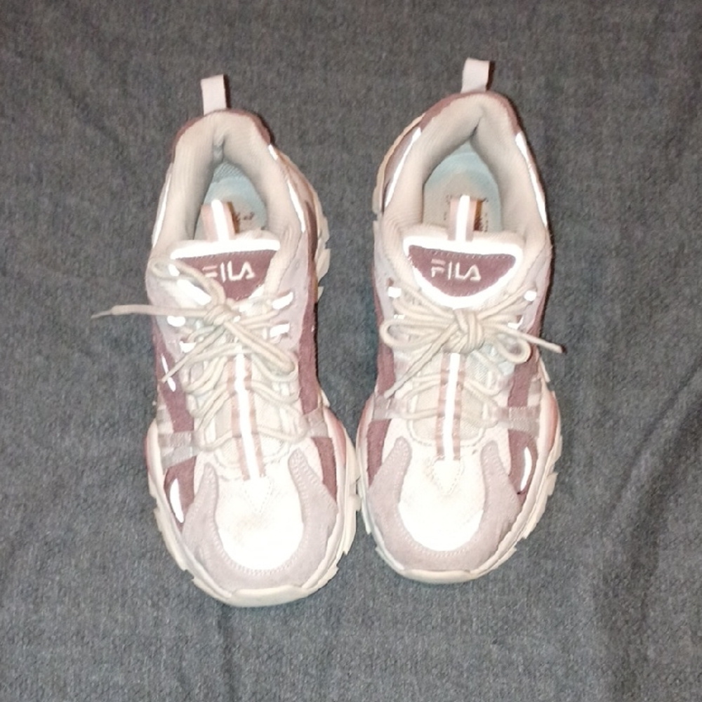 FILA Women's Dusty Pink and Cream Athletic Chunky Sneakers